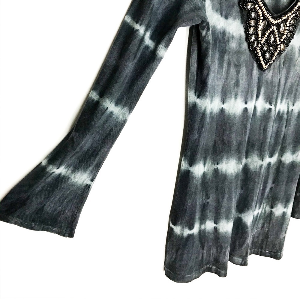 Free Society Beaded Top Womens Medium Tie Dye Vneck Boho Rocker Glam Steampunk - Picture 6 of 11